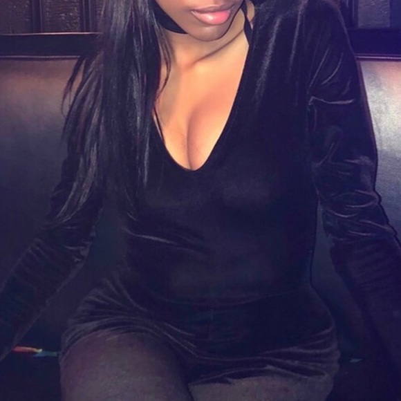 Black FASHION NOVA JUMPSUIT - Picture 1 of 2